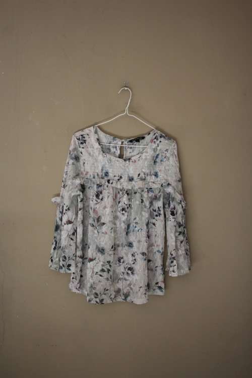 Cute Floral Top (Medium)