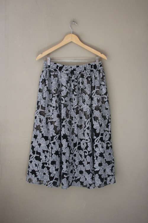 Black and White Zara Skirt (Medium)