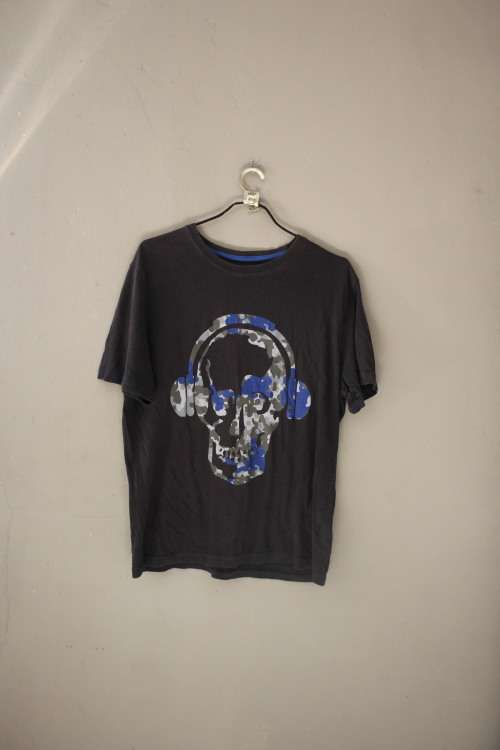 Black Skull T Shirt (Large)