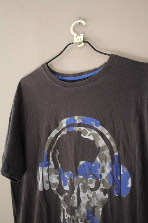 Black Skull T Shirt (Large)