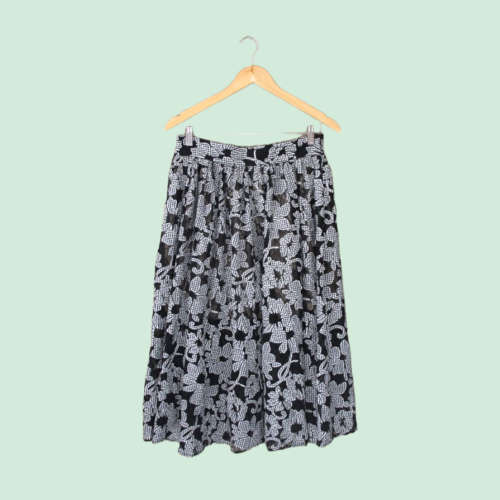 Black and White Zara Skirt (Medium)