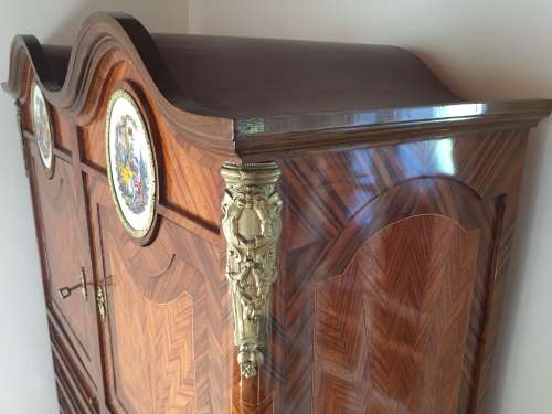 Collector's item: beautiful Louis XIV cabinet for sale