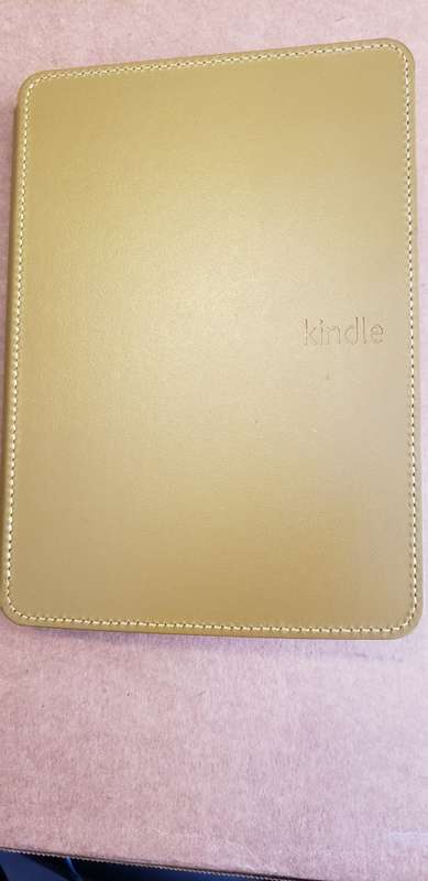 **FREE SHIPPING IN STOCK**Amazon Kindle e-reader 7th generation 2015 and Oliver cover