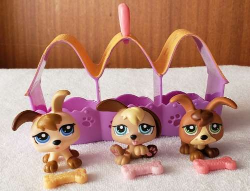 Littlest pet shop - 3 Dogs with Kennel and bones