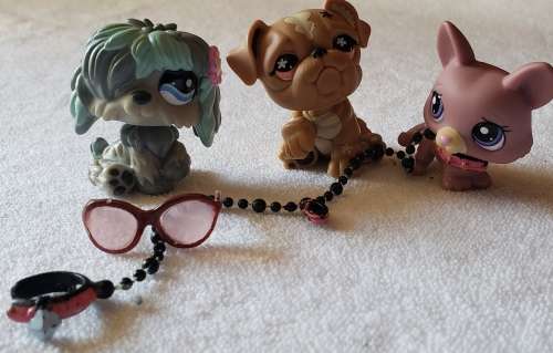 Littlest pet shop - 3 Dogs 2 Have bobble heads
