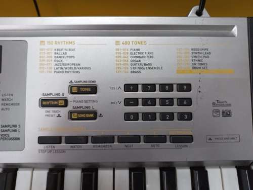 Casio LK260 keyboard + Stand