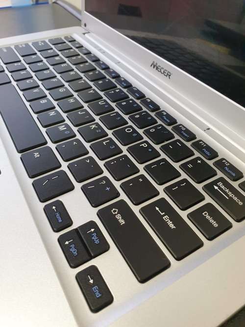 Mecer Z140C Laptop