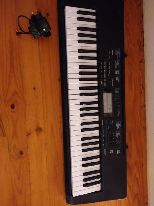 Casio CTK-2300 keyboard 61 Key