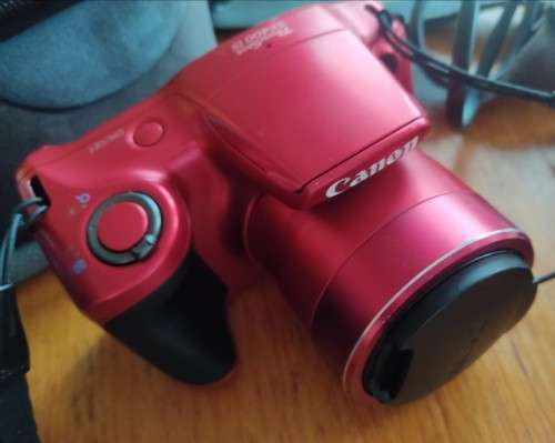 Canon SX400IS Camera