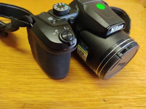 Nikon B500