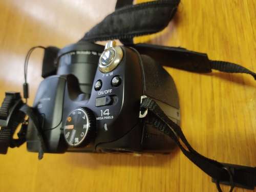 Fujifilm FinePix S2995 - 14MP - 18x zoom - Digital Bridge Camera