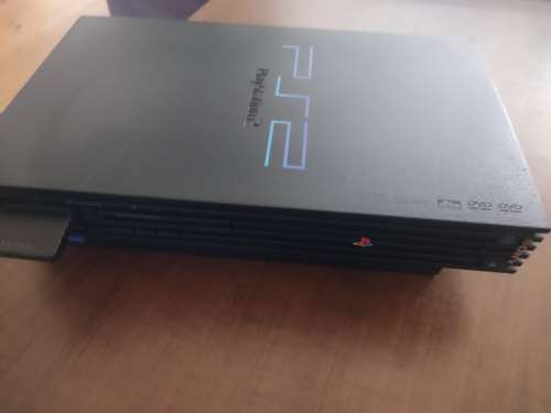PlayStation 2 Phat Console SCPH-50004