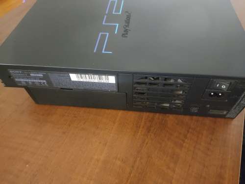 PlayStation 2 Phat Console SCPH-50004