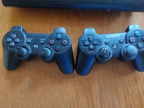 Ps3 500GB + 15 Games + 2 controllers