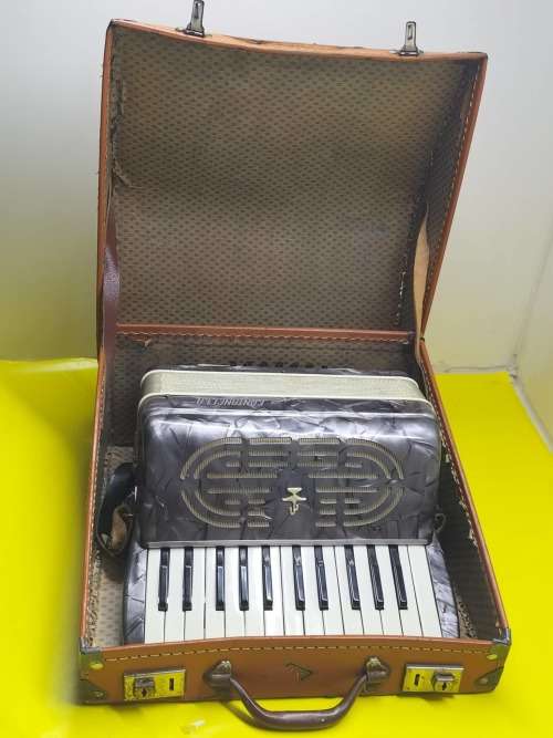 Fontanella accordion shop