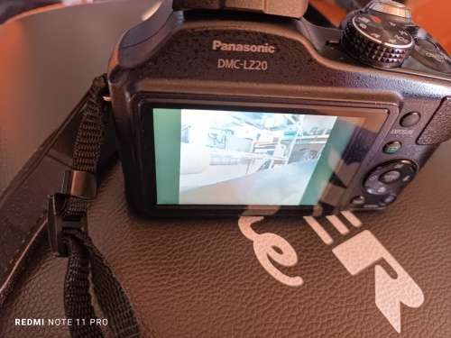 Panasonic DMC-LZ20 - 16MP - 21x Zoom - Digital Camera