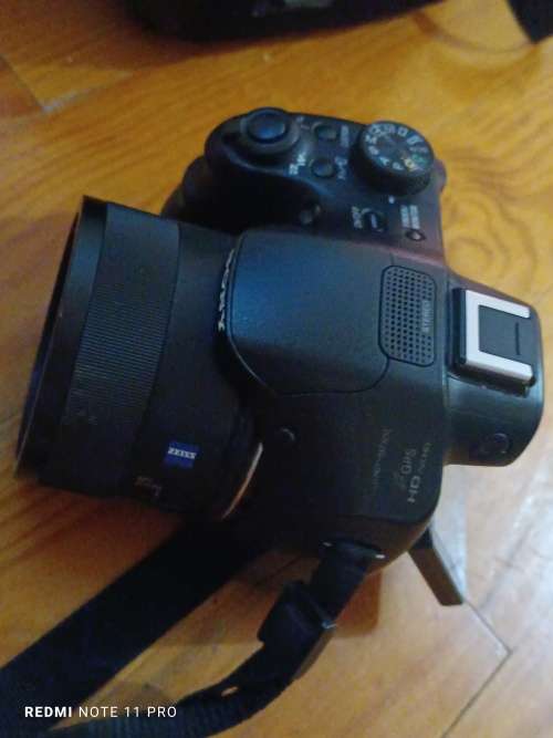 Sony DSC-HX400V - 20.4mp -50x Zoom