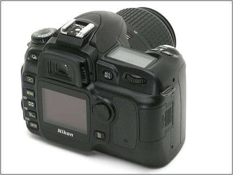 Nikon D50 DSLR Camera - 6.1MP - 70-300mm lens
