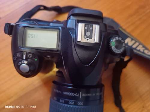 Nikon D50 DSLR Camera - 6.1MP - 70-300mm lens