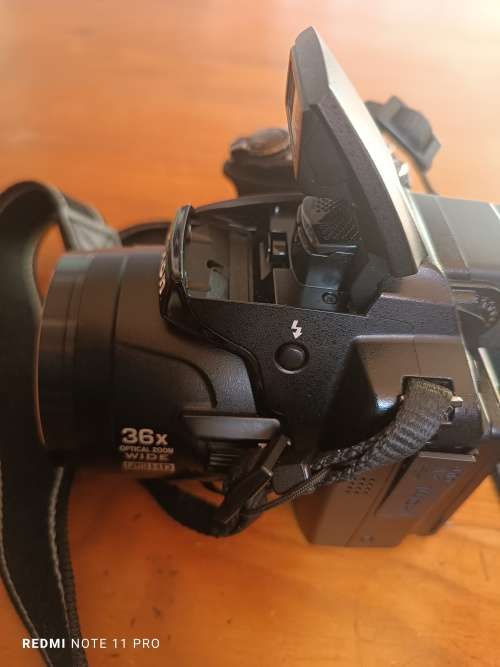 Nikon P500 - 12.1MP - 36X Zoom - Digital Camera
