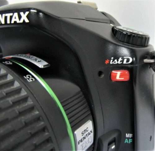 Pentax IST DL - DSLR CAMERA + LENS