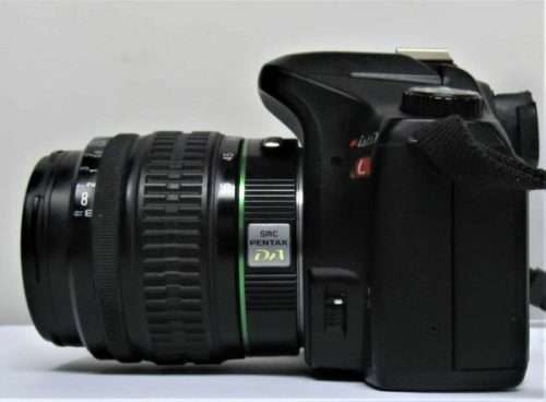 Pentax IST DL - DSLR CAMERA + LENS