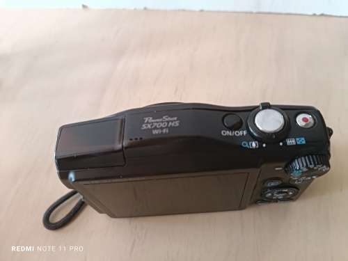 Canon POWERSHOT SX700HS - 16.1MP - 30x Zoom - Digital Camera