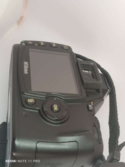 Nikon D40 Digital SLR Camera - 6.1MP - NO LENS