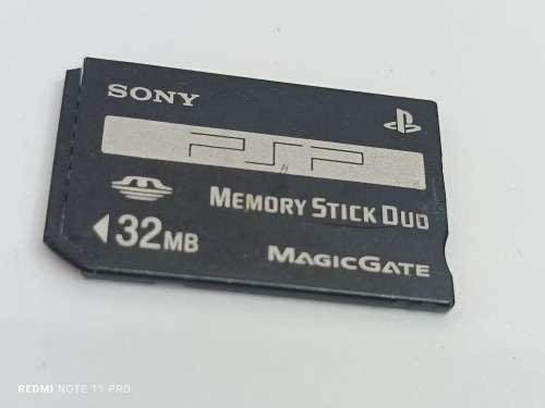 32GB Sony Memory Stick Duo