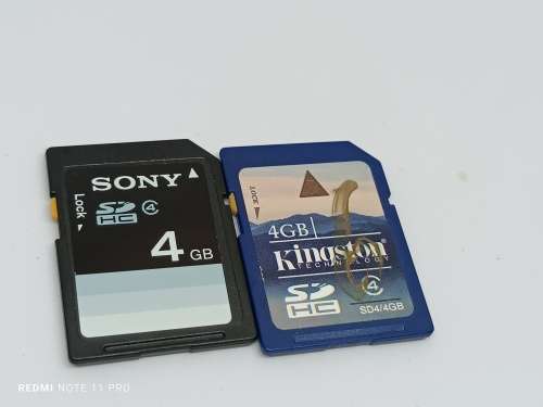 2 x 4GB SDHC MEMORY CARDS