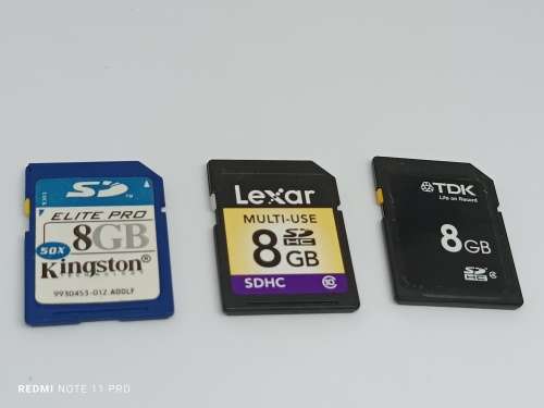 3 x 8GB SDHC MEMORY CARDS
