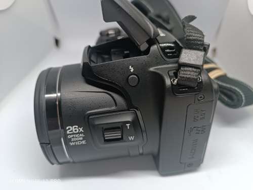 Nikon Coolpix L810 - 16.1MP - 26x Zoom Digital Camera