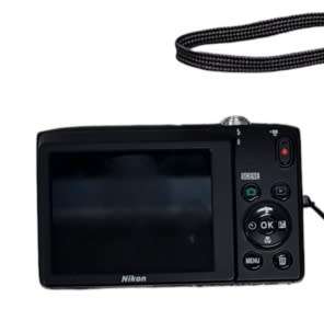 Nikon Coolpix S2800 - 20.1MP - 5x Zoom - Digital Camera