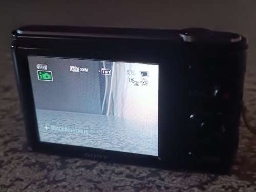 Sony DSC W810 - 20.1MP - 6x Zoom - Digital Camera