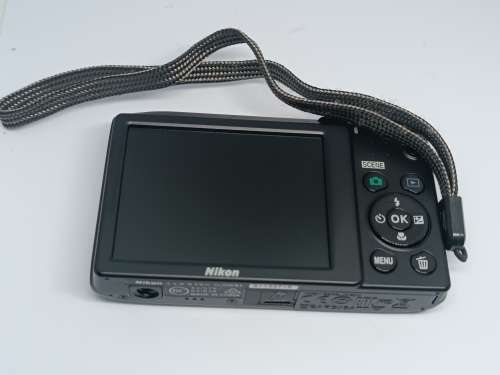 Nikon Coolpix S2800 - 20.1MP - 5x Zoom - Digital Camera