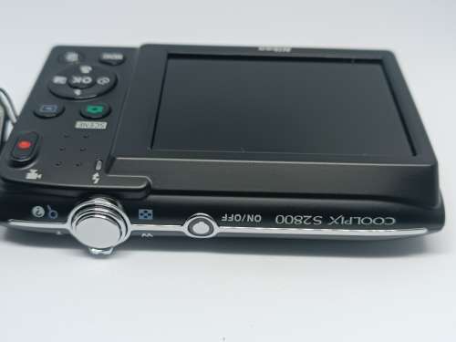Nikon Coolpix S2800 - 20.1MP - 5x Zoom - Digital Camera