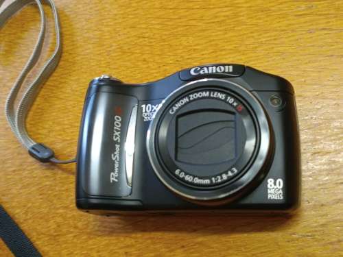 Canon POWERSHOT SX100IS - 8mp - 10x Zoom - Digital Camera