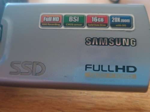 Samsung HMX H204 - Camcorder - Full HD - Digital Video Camera