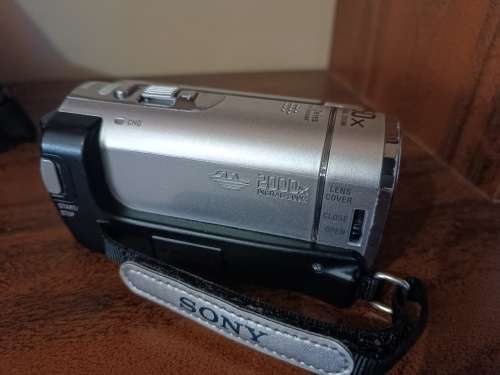Sony DCR-SX63E 16GB Handycam PAL Camcorder