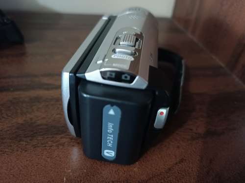 Sony DCR-SX63E 16GB Handycam PAL Camcorder
