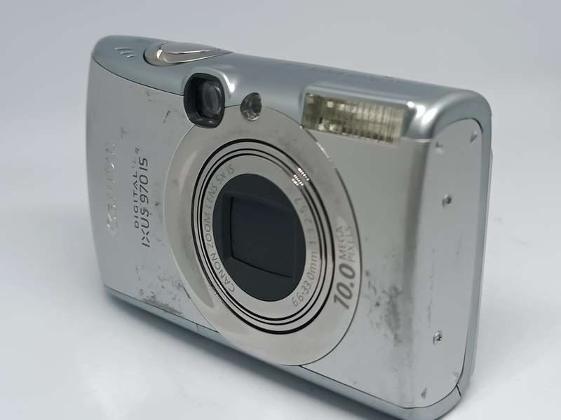 Canon IXUS 970 IS - 10MP - 5x Zoom - Digital Camera