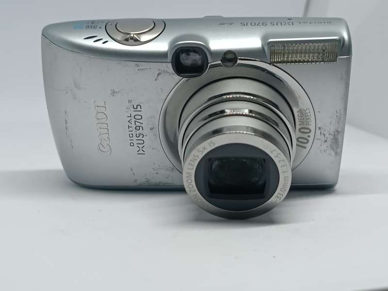 Canon IXUS 970 IS - 10MP - 5x Zoom - Digital Camera