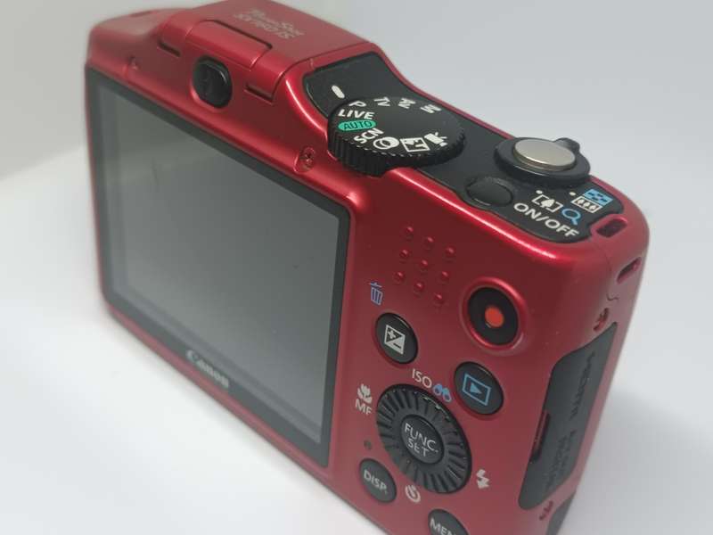 Canon POWERSHOT SX160IS - 16MP - 16x Zoom - Digital Camera
