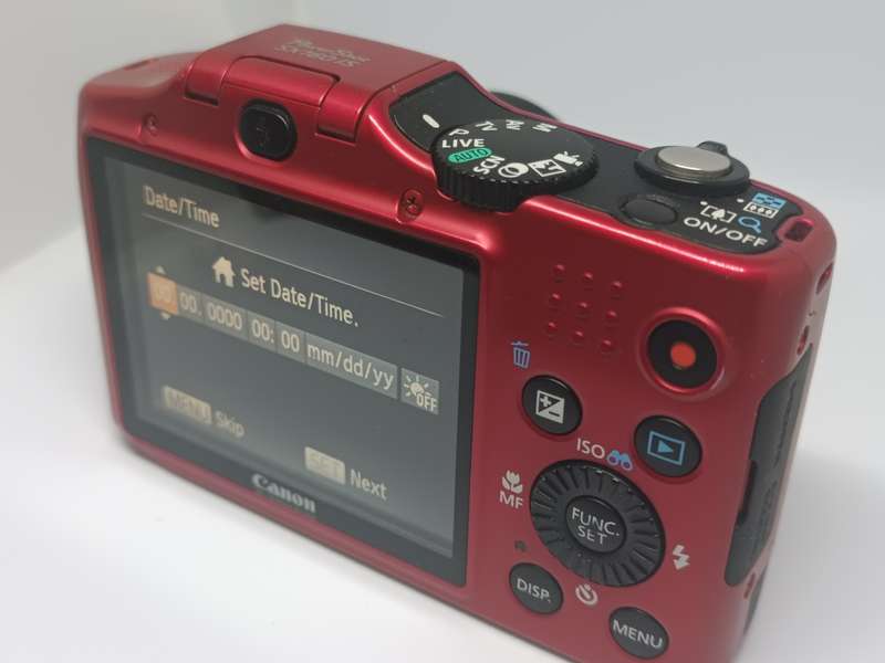 Canon POWERSHOT SX160IS - 16MP - 16x Zoom - Digital Camera