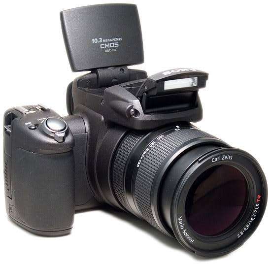 Sony CyberShot DSC R1 - 10.3MP - 5x Zoom - Digital Bridge Camera