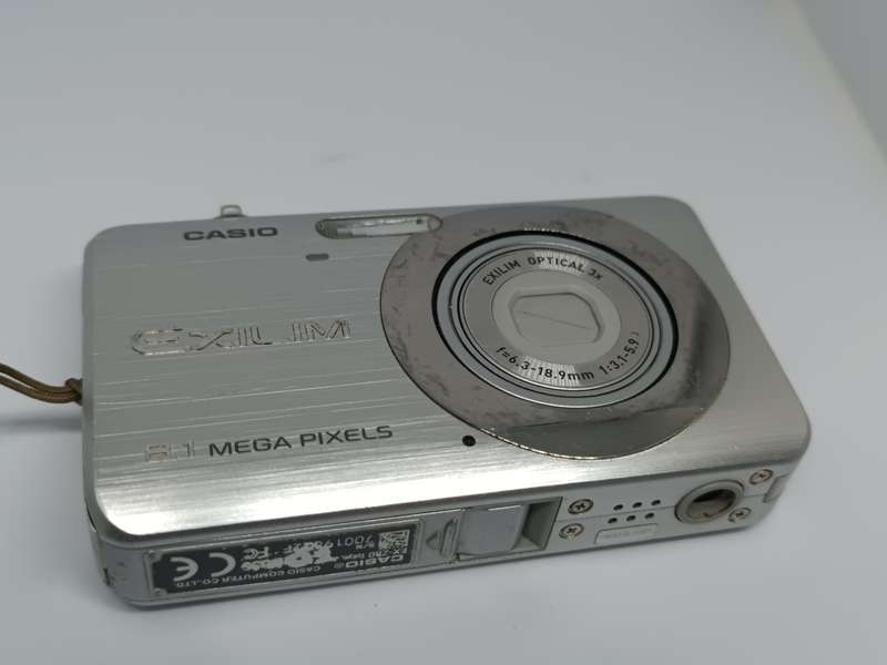 Casio Exilim EX-Z80 - 8.1MP - 3x Zoom - Digital Camera