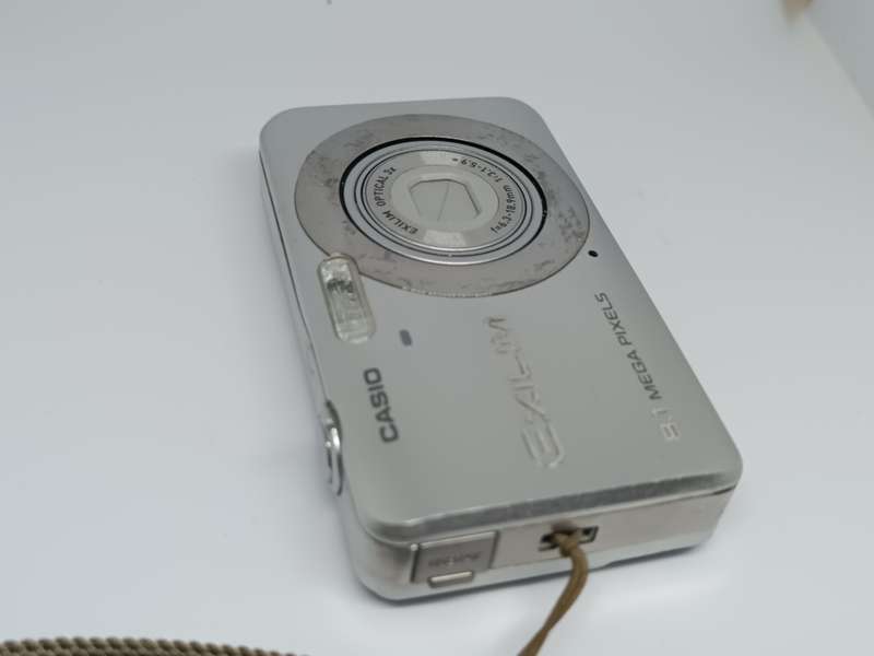 Casio Exilim EX-Z80 - 8.1MP - 3x Zoom - Digital Camera