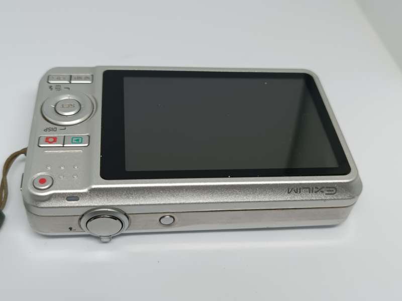 Casio Exilim EX-Z80 - 8.1MP - 3x Zoom - Digital Camera