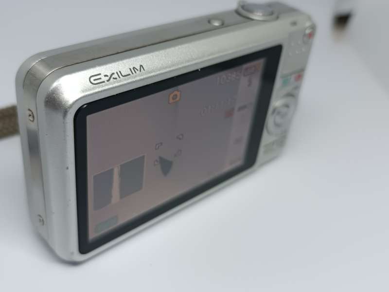 Casio Exilim EX-Z80 - 8.1MP - 3x Zoom - Digital Camera