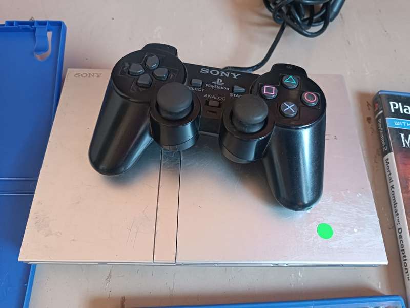 Sony PS2 Silver Slim Console Gaming Bundle
